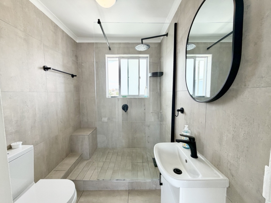 2 Bedroom Property for Sale in Beachfront Western Cape